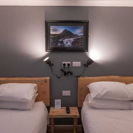 Hotel Roam West Fort William Exterior foto